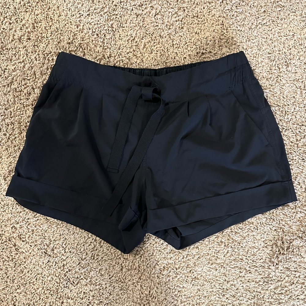 Black Lululemon shorts